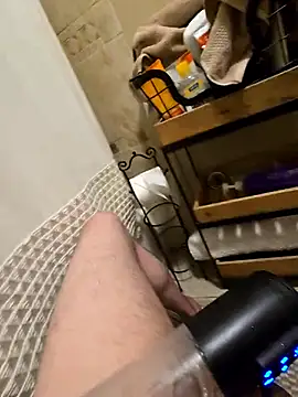 Snapshot of dadyyD95 chatting on 12.05.24 dadyyD95 online show from 12.05.24