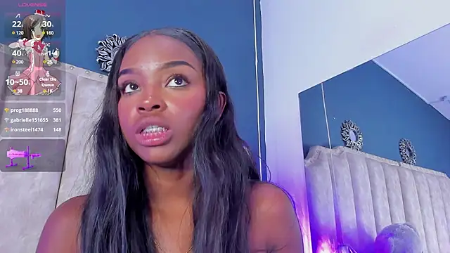 Snapshot of ShanelWest chatting on 01.20.25 ShanelWest online show from 01.20.25