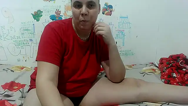 Snapshot of VixenBya chatting on 03.07.25 VixenBya online show from 03.07.25