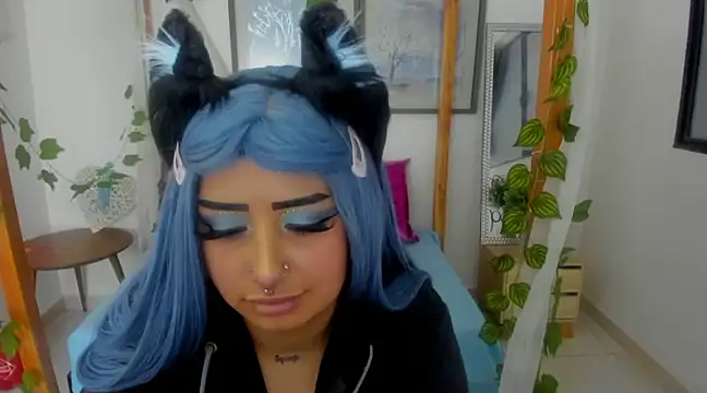 lussyevans24 online show from 02.22.25