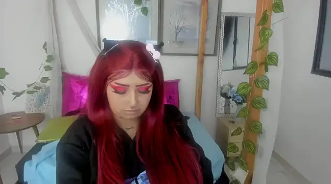 lussyevans24 online show from 02.26.25