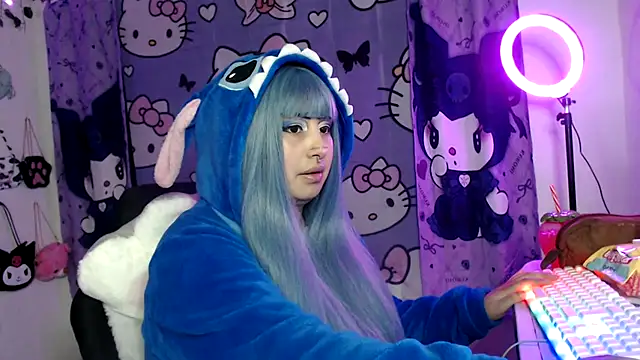 lussyevans24 online show from 09.26.25