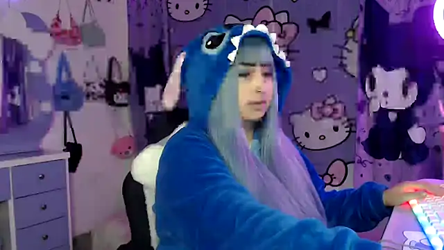 lussyevans24 online show from 10.07.25