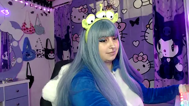 lussyevans24 online show from 10.15.25