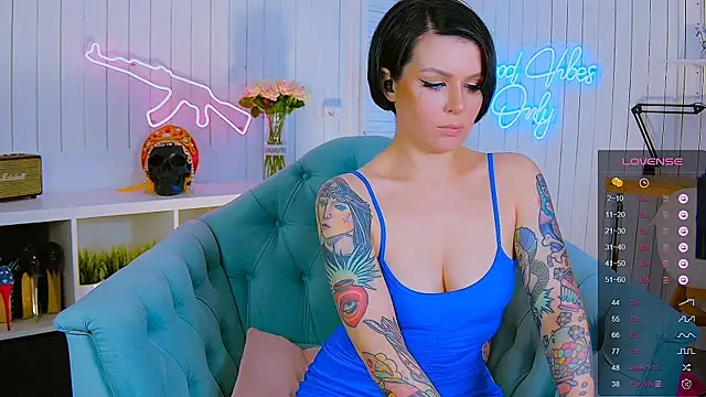 My toys pink online show from 03.03.25