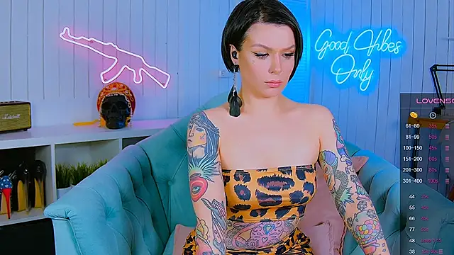 My toys pink online show from 03.13.25