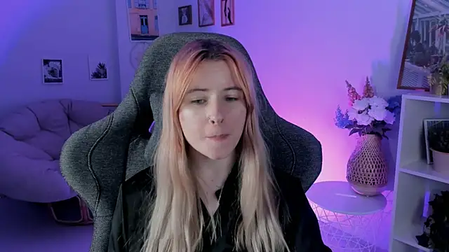 LexiWenford online show from 12.16.24