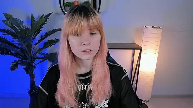 LexiWenford online show from 02.25.25