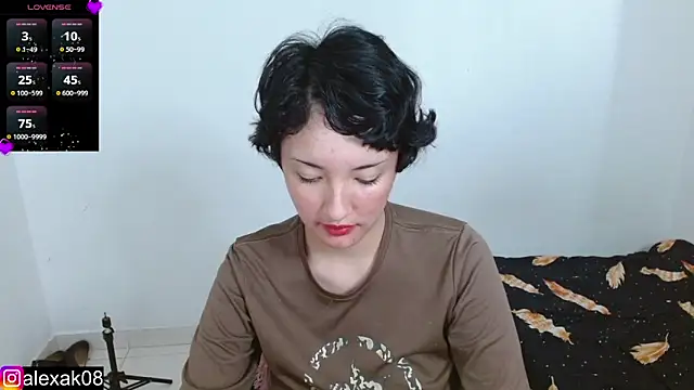 Snapshot of alexaa08 chatting on 12.17.24 alexaa08 online show from 12.17.24