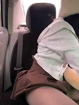 Snapshot of Asia-Melody chatting on 02.20.25 Asia-Melody online show from 02.20.25