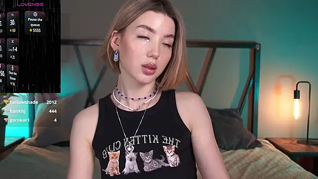 Snapshot of LindaThacker chatting on 01.29.25 LindaThacker online show from 01.29.25