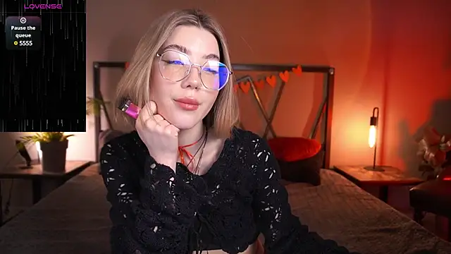Snapshot of LindaThacker chatting on 02.27.25 LindaThacker online show from 02.27.25