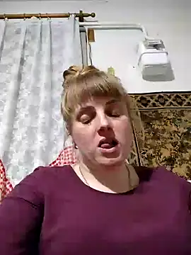 Snapshot of CoddessCrystal chatting on 01.21.25 CoddessCrystal online show from 01.21.25