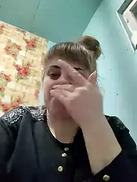 Snapshot of CoddessCrystal chatting on 02.02.25 CoddessCrystal online show from 02.02.25