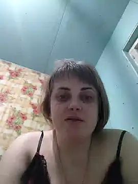 Snapshot of CoddessCrystal chatting on 02.03.25 CoddessCrystal online show from 02.03.25