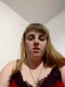 Snapshot of CoddessCrystal chatting on 02.11.25 CoddessCrystal online show from 02.11.25