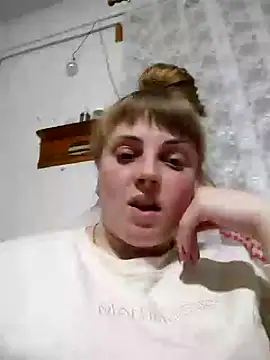 Snapshot of CoddessCrystal chatting on 02.12.25 CoddessCrystal online show from 02.12.25