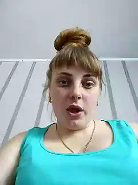 Snapshot of CoddessCrystal chatting on 02.13.25 CoddessCrystal online show from 02.13.25