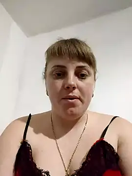 Snapshot of CoddessCrystal chatting on 02.19.25 CoddessCrystal online show from 02.19.25