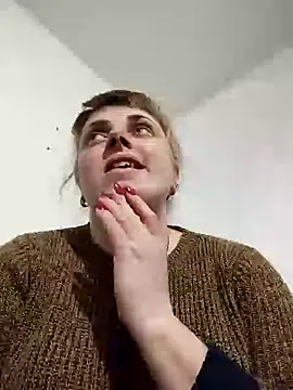 Snapshot of CoddessCrystal chatting on 02.26.25 CoddessCrystal online show from 02.26.25