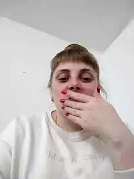 Snapshot of CoddessCrystal chatting on 03.01.25 CoddessCrystal online show from 03.01.25