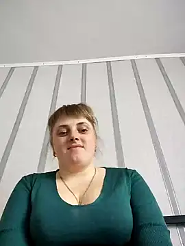 Snapshot of CoddessCrystal chatting on 03.11.25 CoddessCrystal online show from 03.11.25