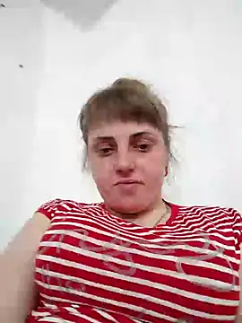 Snapshot of CoddessCrystal chatting on 03.20.25 CoddessCrystal online show from 03.20.25