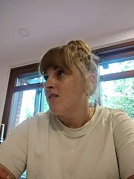 Snapshot of CoddessCrystal chatting on 09.14.25 CoddessCrystal online show from 09.14.25
