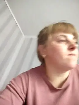 Snapshot of CoddessCrystal chatting on 10.16.25 CoddessCrystal online show from 10.16.25