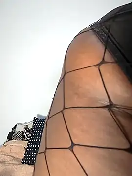 Snapshot of gymyagirlll chatting on 12.11.24 gymyagirlll online show from 12.11.24