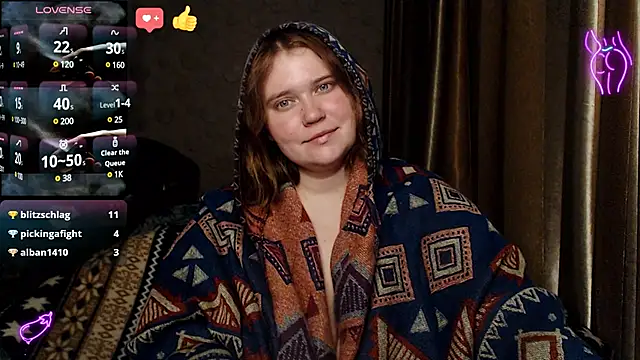 Snapshot of daisy_low chatting on 02.24.25 daisy low online show from 02.24.25