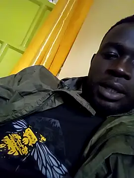 Snapshot of ClinDi chatting on 12.19.24 ClinDi online show from 12.19.24