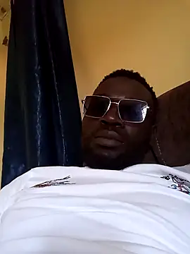 Snapshot of ClinDi chatting on 01.09.25 ClinDi online show from 01.09.25