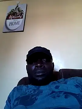Snapshot of ClinDi chatting on 02.19.25 ClinDi online show from 02.19.25