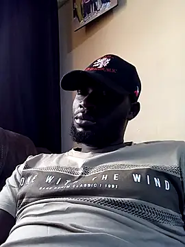 Snapshot of ClinDi chatting on 03.11.25 ClinDi online show from 03.11.25