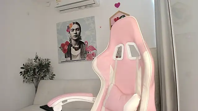 aleja rythm online show from 02.22.25