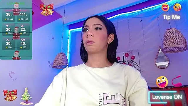 Snapshot of Lina10 chatting on 12.23.24 Lina10 online show from 12.23.24