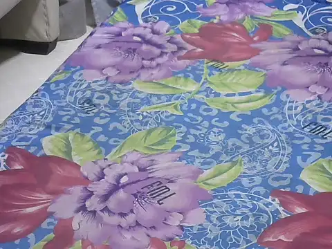 Snapshot of Sexy_wet_- chatting on 09.13.25 Sexy wet - online show from 09.13.25