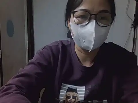 JuliaCiona online show from 11.13.25