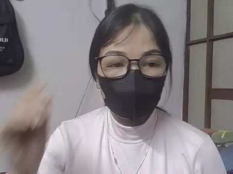 JuliaCiona online show from 11.19.25