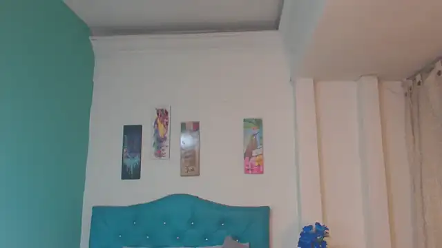 Snapshot of Cinthya-Gomez6 chatting on 03.12.25 Cinthya-Gomez6 online show from 03.12.25