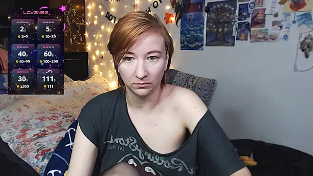 Snapshot of licentia__poetica chatting on 12.17.24 licentia  poetica online show from 12.17.24