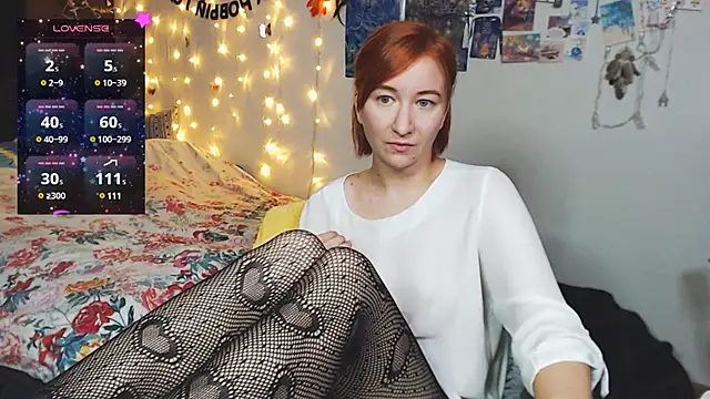 Snapshot of licentia__poetica chatting on 12.18.24 licentia  poetica online show from 12.18.24