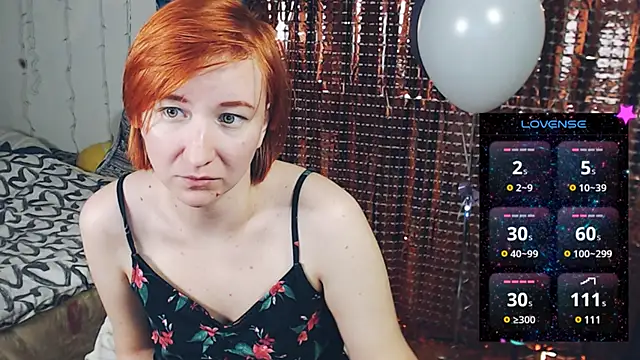 Snapshot of licentia__poetica chatting on 02.21.25 licentia  poetica online show from 02.21.25