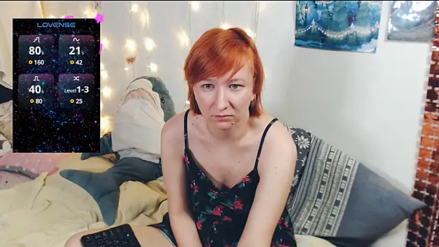 Snapshot of licentia__poetica chatting on 02.26.25 licentia  poetica online show from 02.26.25