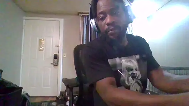 Snapshot of Mrbbc803 chatting on 01.24.25 Mrbbc803 online show from 01.24.25