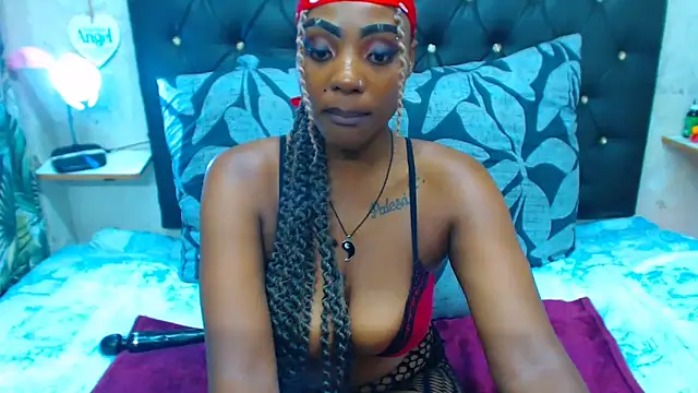 SAVAGExBOO online show from 12.18.24