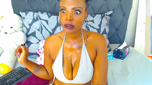 SAVAGExBOO online show from 01.24.25