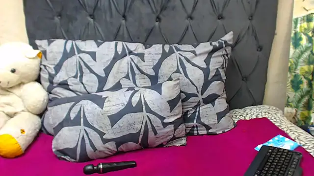 SAVAGExBOO online show from 01.25.25