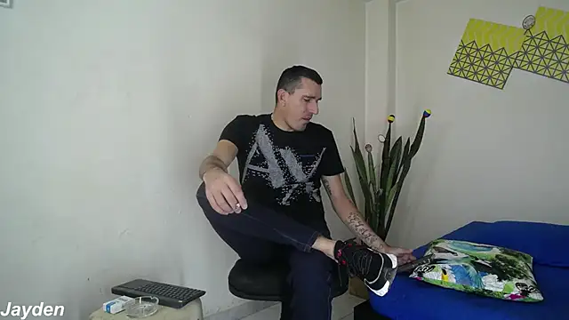 Snapshot of jayydenandjacob chatting on 10.18.25 jayydenandjacob online show from 10.18.25